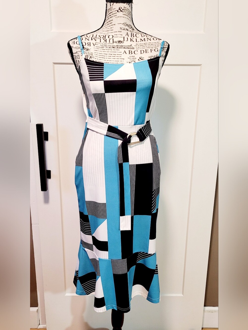 Womens Color Block Bodycon Mermaid Dress Sz M Geometric Print Summer Abstract